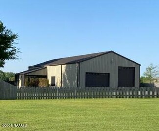 97 Countryview Dr, Youngsville, LA 70592