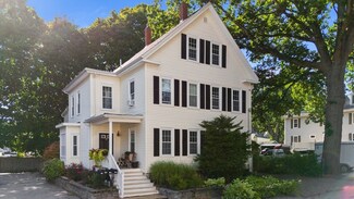 22 Winter St Unit A, Amesbury, MA 01913