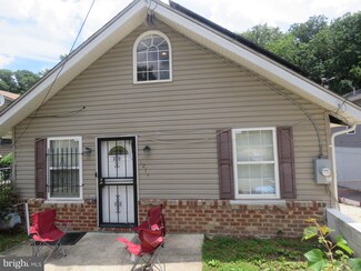 1214 Nova Ave, Capitol Heights, MD 20743