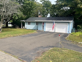 3 Cedar Ln, Cheshire, CT 06410