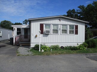 12 Gladys Dr, Middleboro, MA 02346