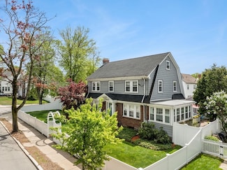 228 Lagrange St, West Roxbury, MA 02132