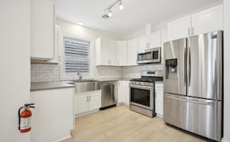 107 Laidlaw Ave Unit 2, Jersey City, NJ 07306