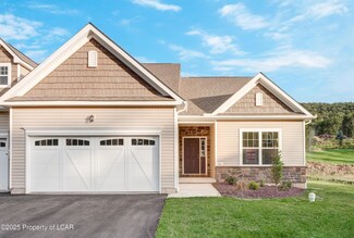 42 Reserve Dr, Drums, PA 18222
