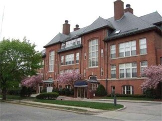 51 Pettee St Unit 48, Newton Upper Falls, MA 02464