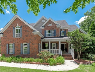 8914 Landsdowne Ave, Harrisburg, NC 28075