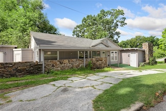 702 E Argyle St, Harrison, AR 72601