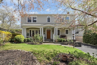 7 Drake Ave, Rye, NY 10580