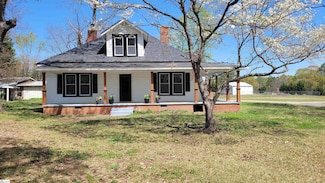 202 Arrowood Branch Rd, Chesnee, SC 29323