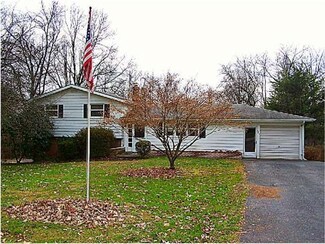 1300 Scott Dr, Coatesville, PA 19320