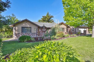 12481 Peach Ln, Wilton, CA 95693