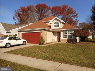 731 Cascade Dr N, Mount Laurel, NJ 08054