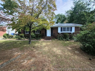 5334 Maryland Dr, Fayetteville, NC 28311