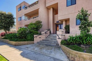 1115 Pearl St Unit 4, La Jolla, CA 92037