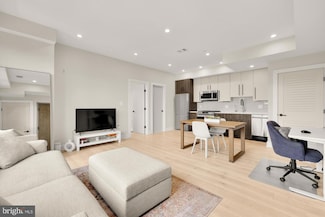 3933 14th St NW Unit 7, Washington, DC 20011
