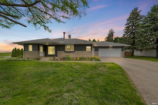 101 E Maple St, Fowler, IN 47944