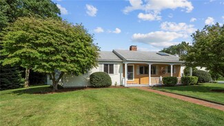 112 Almy Ave, Warren, RI 02885