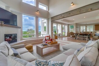 1152 Via Conejo, Escondido, CA 92029
