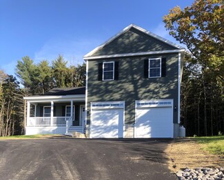 17 Parkside Dr, Biddeford, ME 04005
