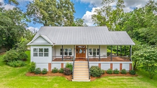 23243 4th Ave, Florala, AL 36442