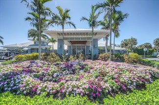 18024 Greenwood Dr, Naples, FL 34114