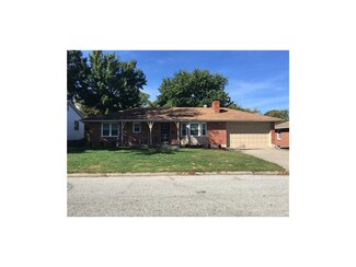 3016 S Hall Rd, Independence, MO 64052