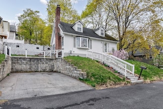 6 Endicott St, Lawrence, MA 01841
