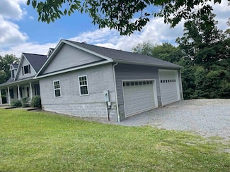 226 Quarry Run Rd, Morgantown, WV 26508