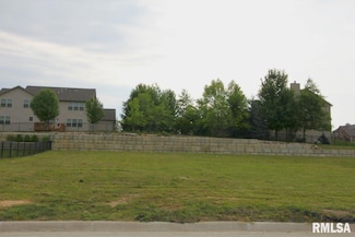 6722 N Water Oak Dr, Edwards, IL 61528