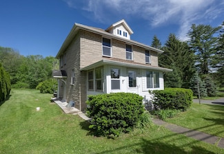 244 Learn Rd, Tannersville, PA 18372