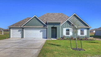 437 Davis Mountain Dr, Lockhart, TX 78644