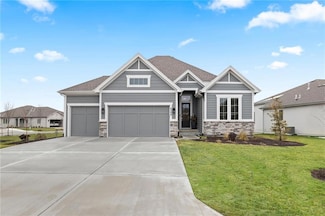 8164 Roundtree St, Lenexa, KS 66220