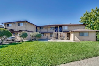 7537 Rogers Ln Unit 4, Gilroy, CA 95020