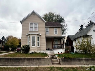 1009 Union St, Hannibal, MO 63401