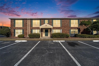 1920 E Edgewood Dr Unit A4, Lakeland, FL 33803
