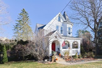 140 Moreland St, Worcester, MA 01609
