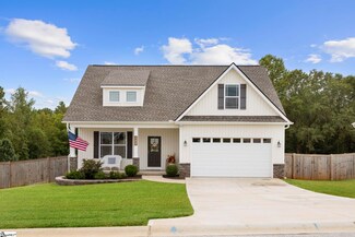 744 Hammett Pointe Ct, Lyman, SC 29365