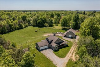 4012 New Castle Rd, Pulaski, PA 16143