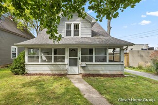 3233 Riverview Ave NE, Grand Rapids, MI 49525