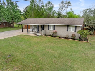 107 Forrest Dr, Petal, MS 39465