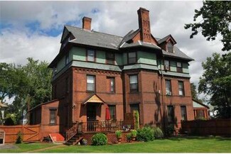 1104 Worthington St, Springfield, MA 01109
