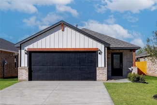 12700 Torretta Way, Yukon, OK 73099