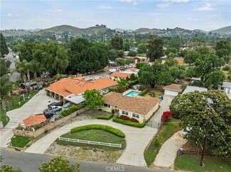 9628 Stonehurst Ave, Sun Valley, CA 91352