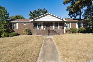 924 Dana Dr, Fairfield, AL 35064