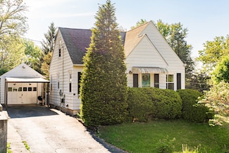 626 2nd Ave, Dixon, IL 61021
