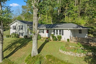 334 Wartrace Hwy, Pleasant Shade, TN 37145