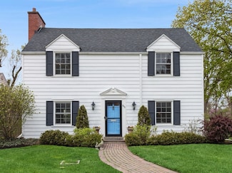 843 Chilton Ln, Wilmette, IL 60091