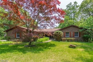 992 Stillwater Rd, Newton, NJ 07860