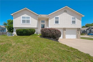 18514 E 9th St N, Independence, MO 64056