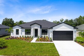 30340 W Bluebell Ave, Eustis, FL 32736